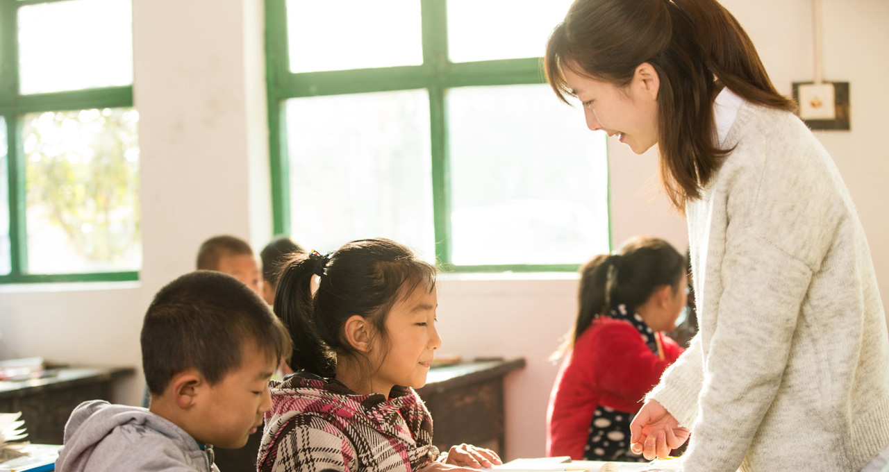 �����¼��¹���ѧУ��Ʒ(�����)